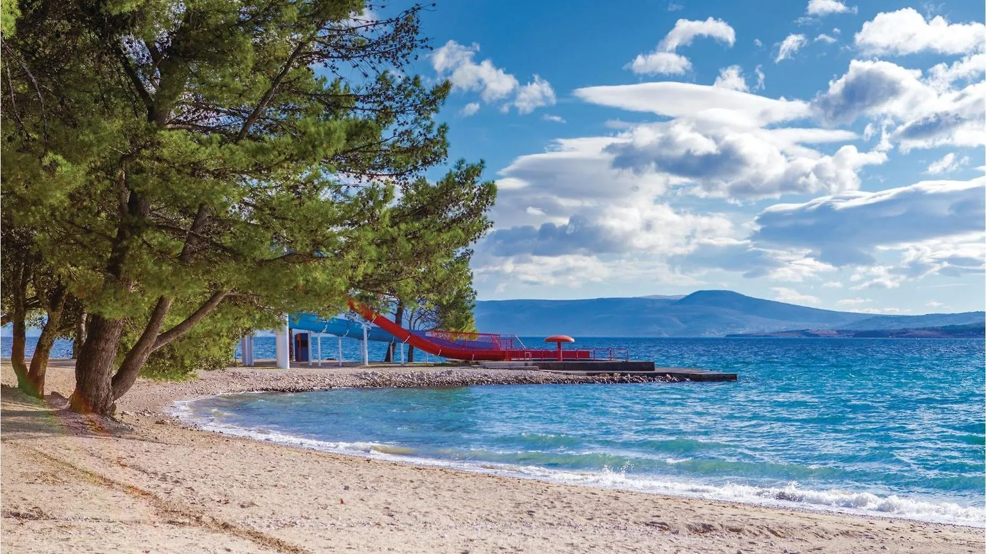 Awesome Apartment In Crikvenica With Wifi 0*,