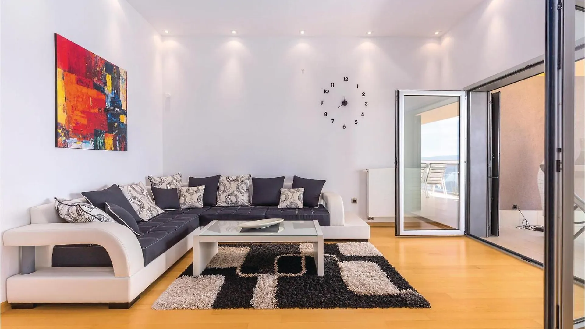 Awesome Apartment In Crikvenica With Wifi 0*,
